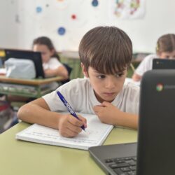 571256284_1389258446548522_3725552827224899780_n